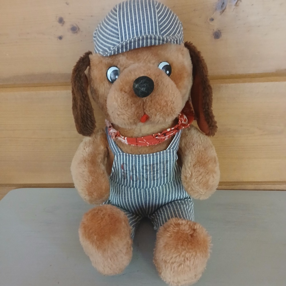 Knickerbocker Casey Jones Dog Plush 15" Animals Distinction Train Conductor D32